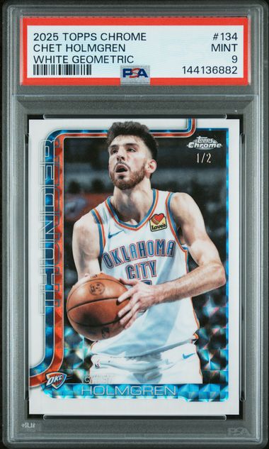 Basketball Topps Chet Holmgren 2025 Topps Chrome White Geometric #'D 1/2 PSA 9