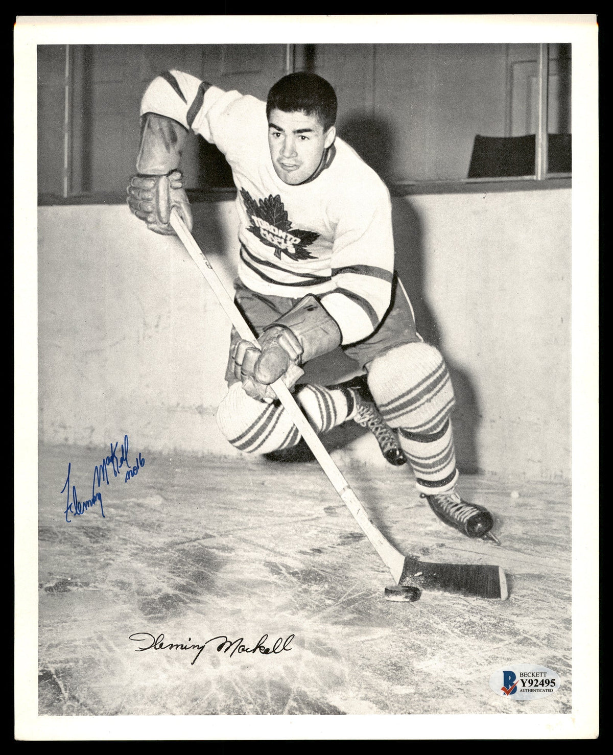 Fleming Mackell Autographed 1945-54 Quaker Oats 8X10 Photo Toronto Maple Leafs Beckett Bas #Y92495