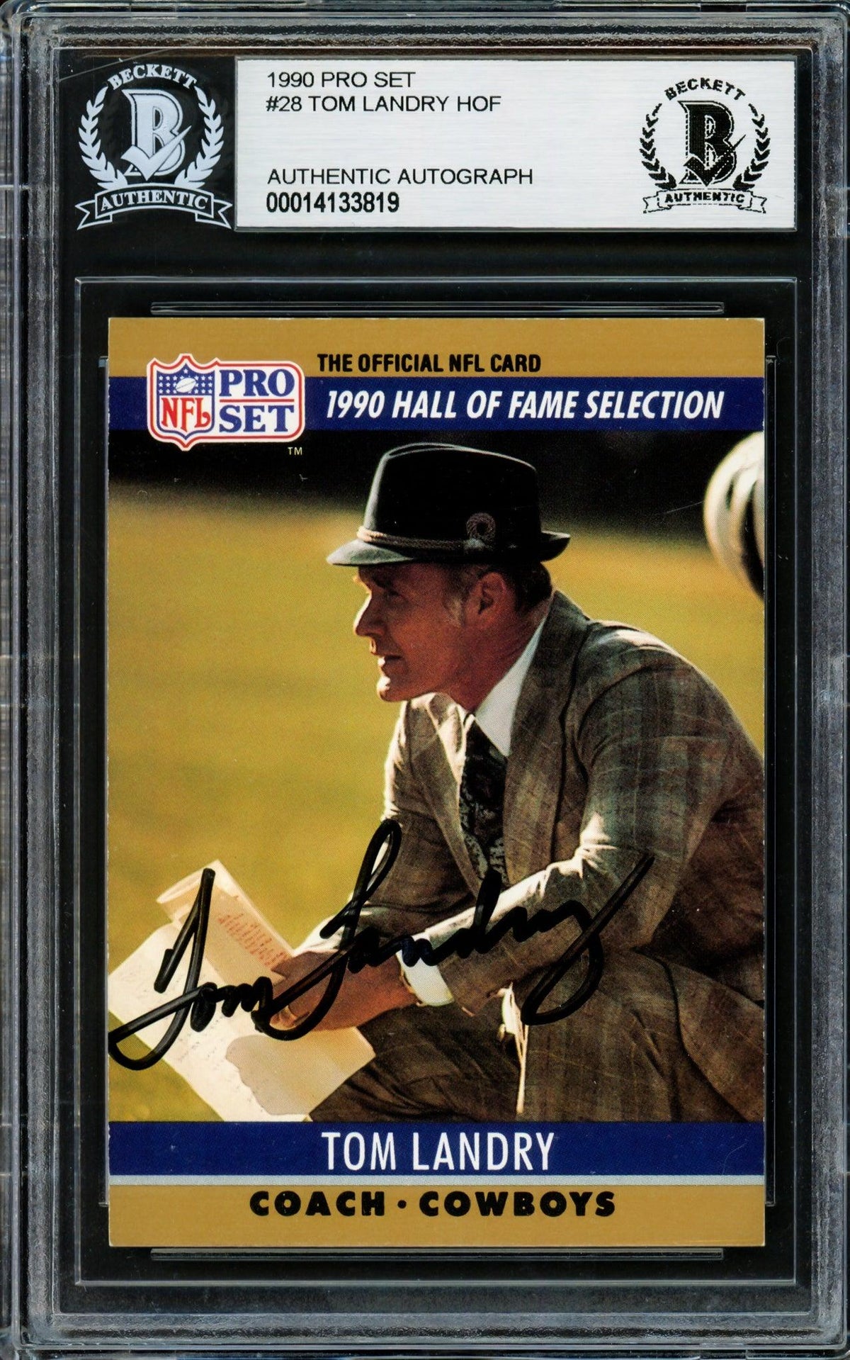 Tom Landry Autographed 1990 Pro Set Card #28 Dallas Cowboys Beckett Bas #14133819