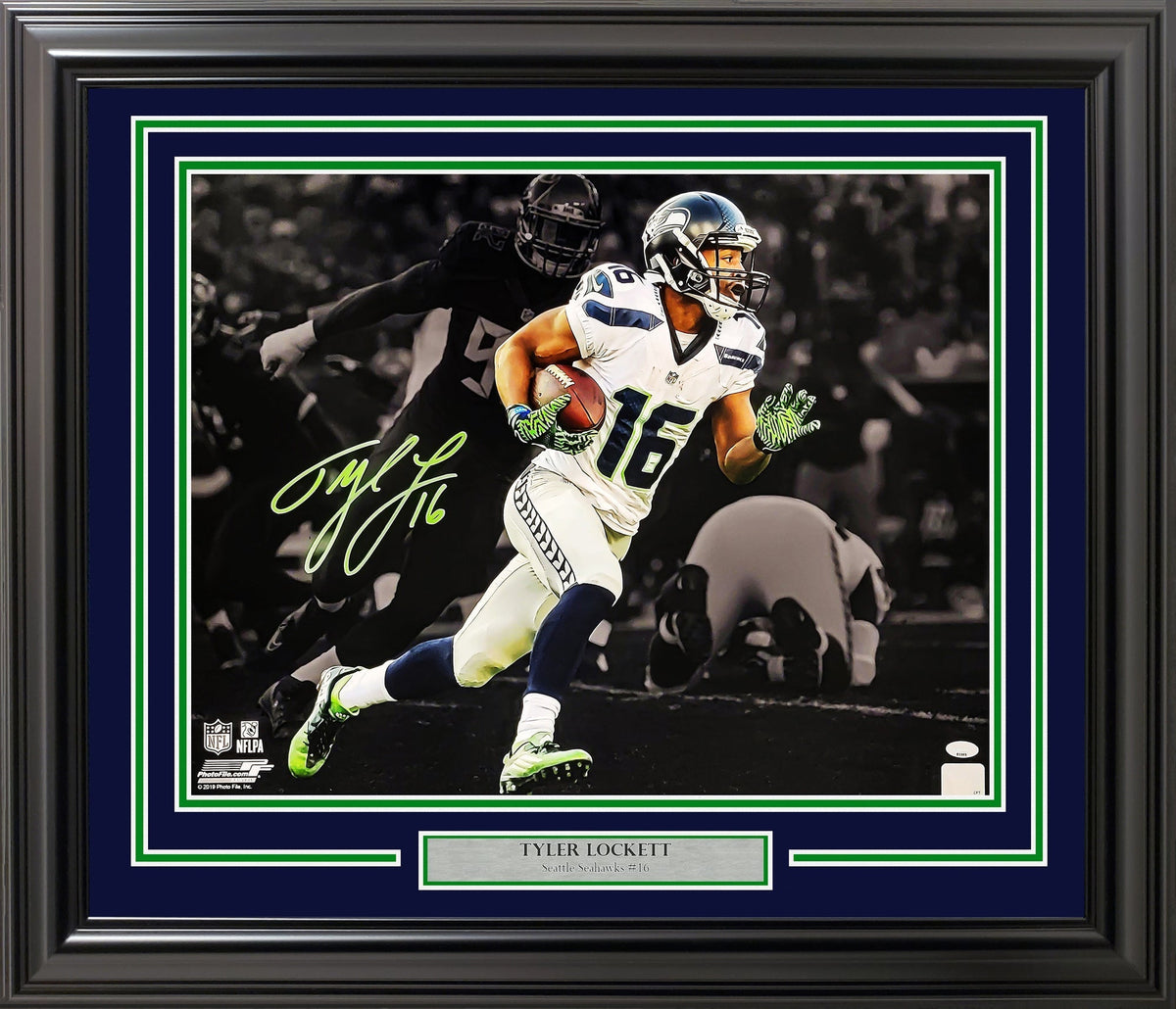 Tyler Lockett Autographed Framed 16X20 Photo Seattle Seahawks Spotlight Mcs Holo Stock #210972