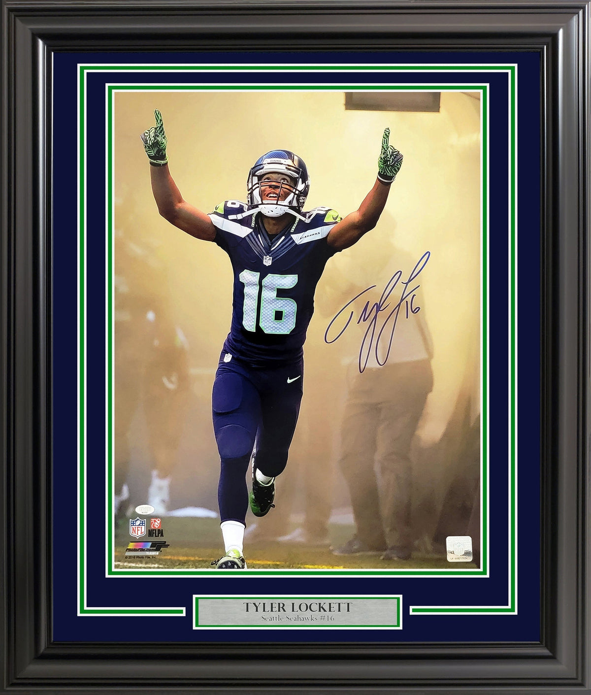 Tyler Lockett Autographed Framed 16X20 Photo Seattle Seahawks Tunnell Mcs Holo Stock #210971