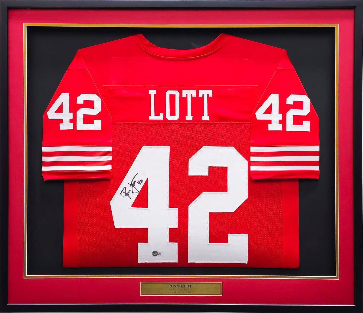 San Francisco 49Ers Ronnie Lott Autographed Framed Red Jersey Beckett Bas Witness #Wz61084