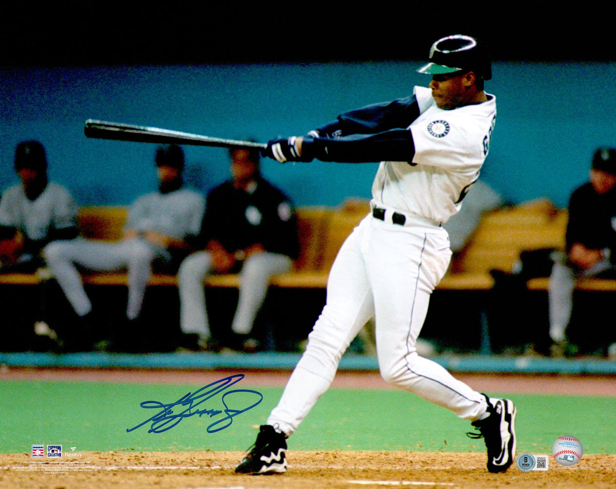 Ken Griffey Jr. Autographed 16X20 Photo Seattle Mariners Beckett Bas Witness