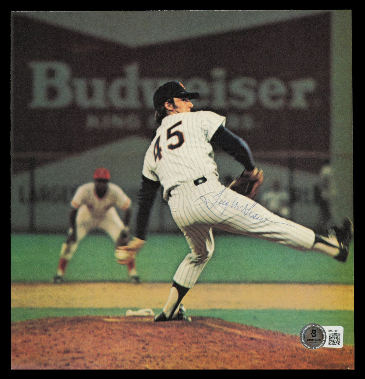Tug Mcgraw Autographed 8.5X9 Magazine Page Photo New York Mets Beckett Bas Qr #Bm37441