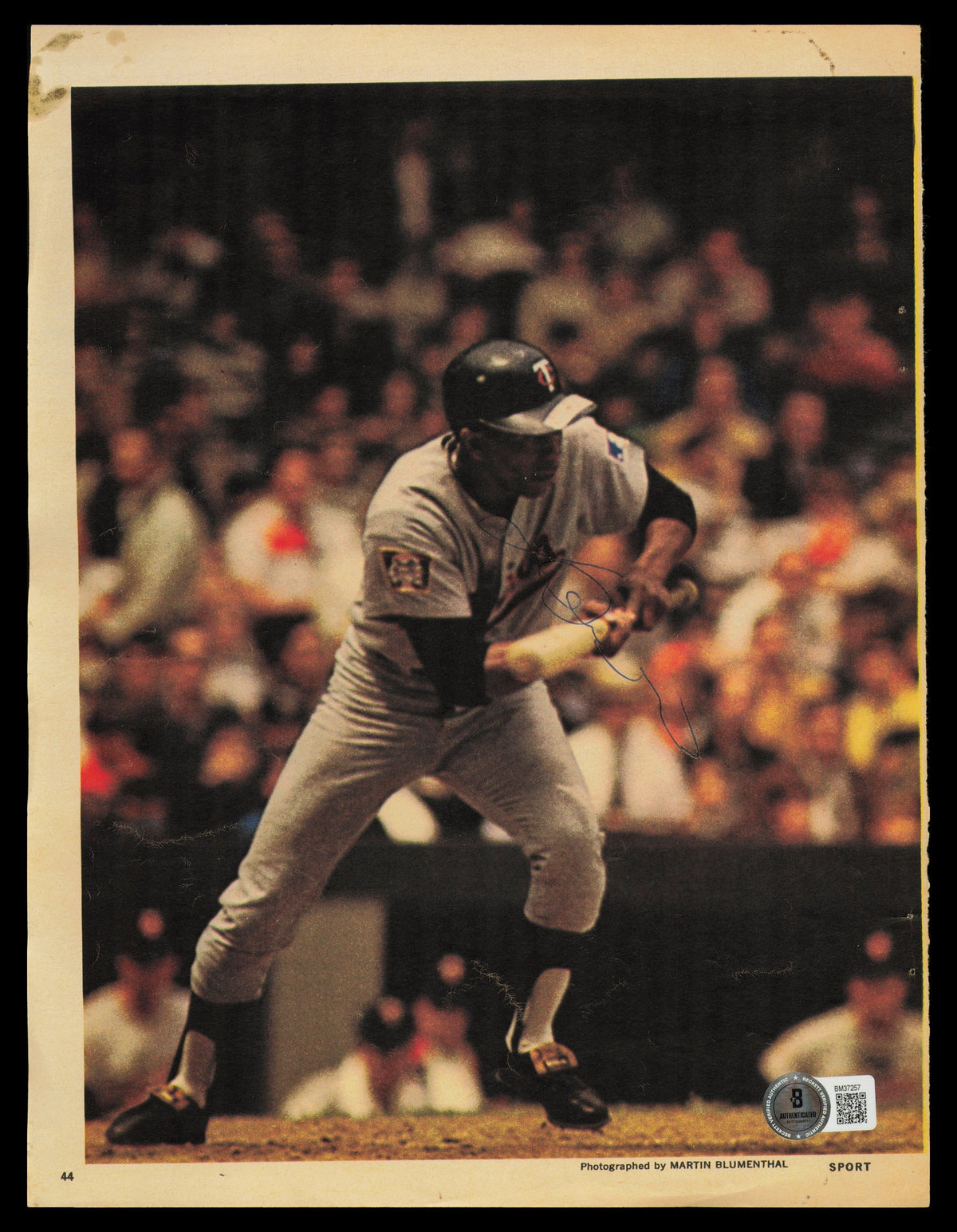 Rod Carew Autographed 8.5X11 Magazine Page Photo Minnesota Twins Beckett Bas Qr #Bm37257