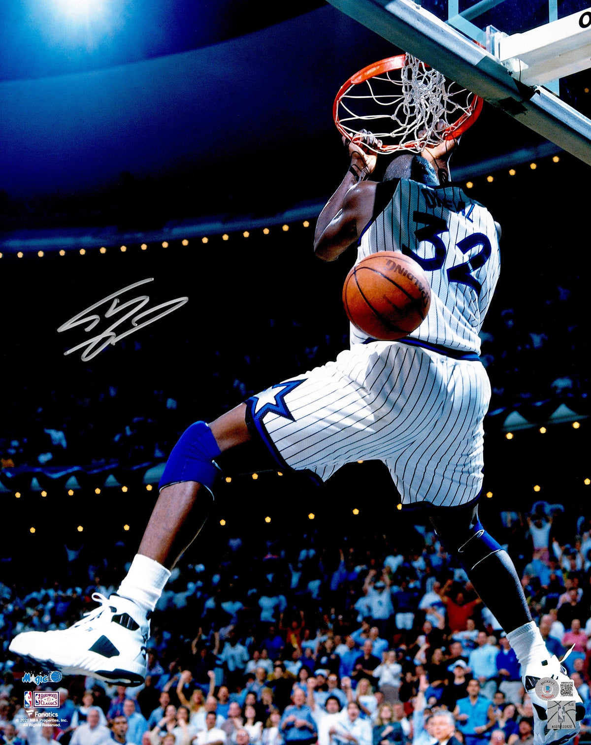 Shaquille O'neal Autographed 16X20 Photo Orlando Magic Beckett Bas Witness