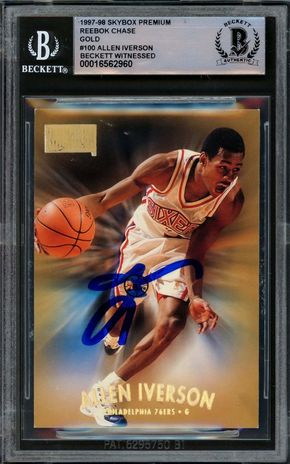 Allen Iverson Autographed 1997-98 Skybox Premium Reebok Gold Card #100 Philadelphia 76Ers Beckett Bas Witnessed #16562960