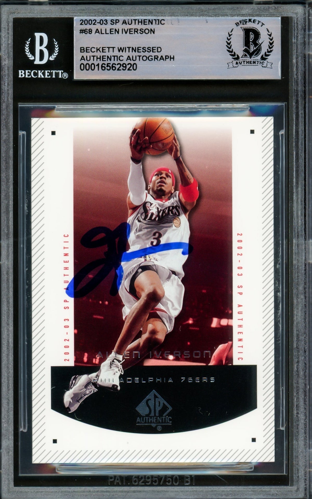 Allen Iverson Autographed 2002-03 Sp Authentic Card #68 Philadelphia 76Ers Beckett Bas Witnessed #16562920