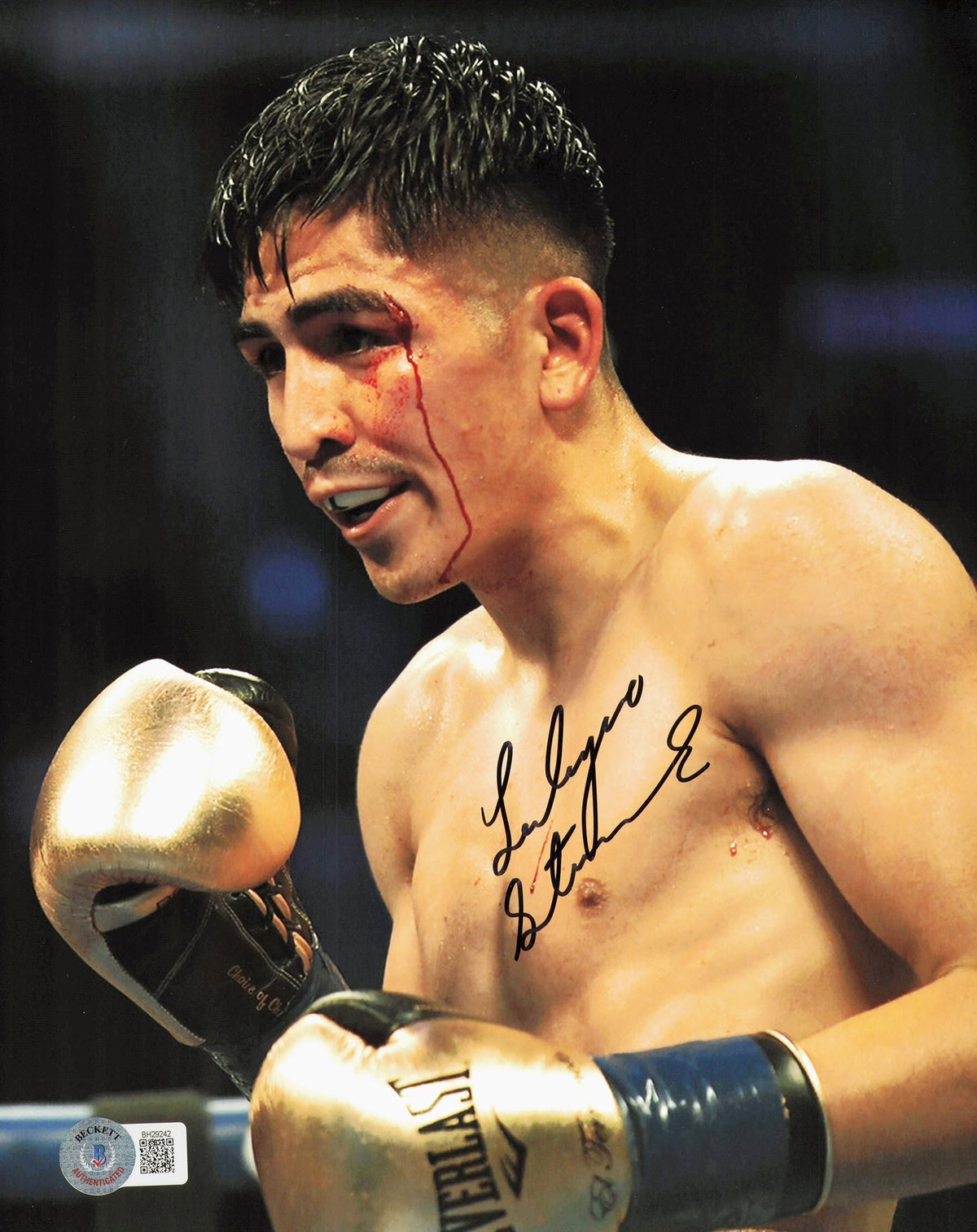 Leo Santa Cruz Autographed 8X10 Photo Beckett Bas Qr #Bh29242