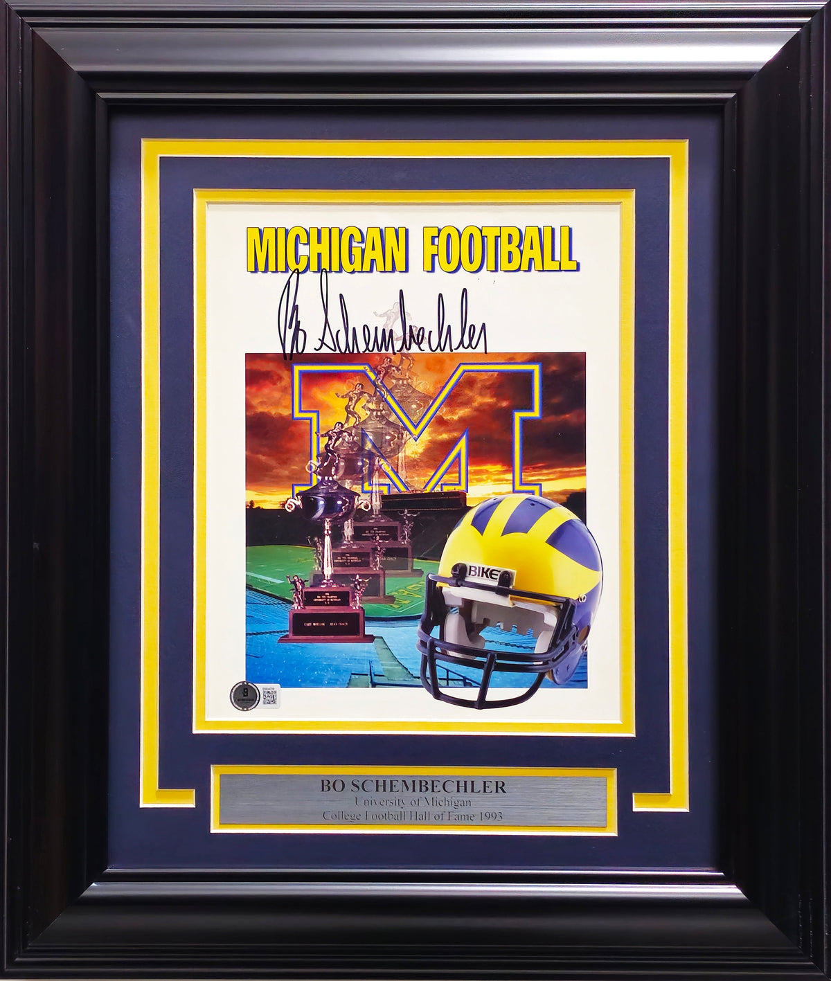 Bo Schembechler Autographed Framed 8X10 Photo Michigan Wolverines Beckett Bas Qr #Bm04039