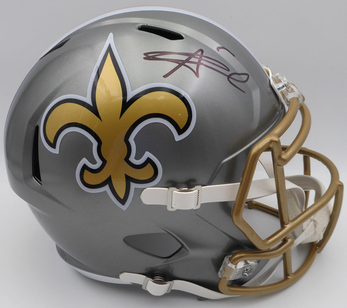 Alvin Kamara Autographed Flash Gold Full Size Replica Helmet New Orleans Saints Beckett Bas Qr #1W403148
