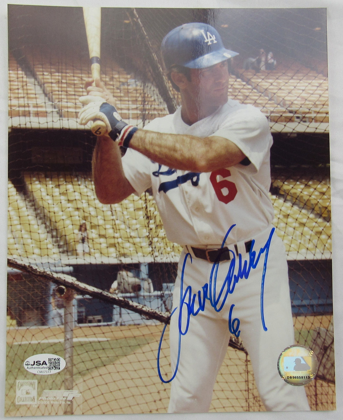 Steve Garvey Signed Auto 8X10 Photo Jsa Cm07377