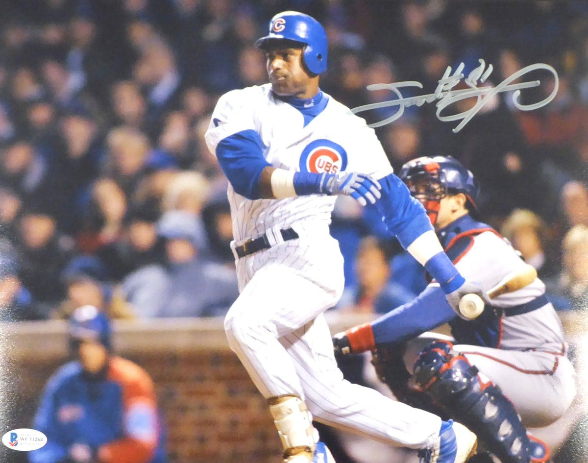 Sammy Sosa Autographed 11X14 Photo Chicago Cubs Beckett Bas Stock #177689