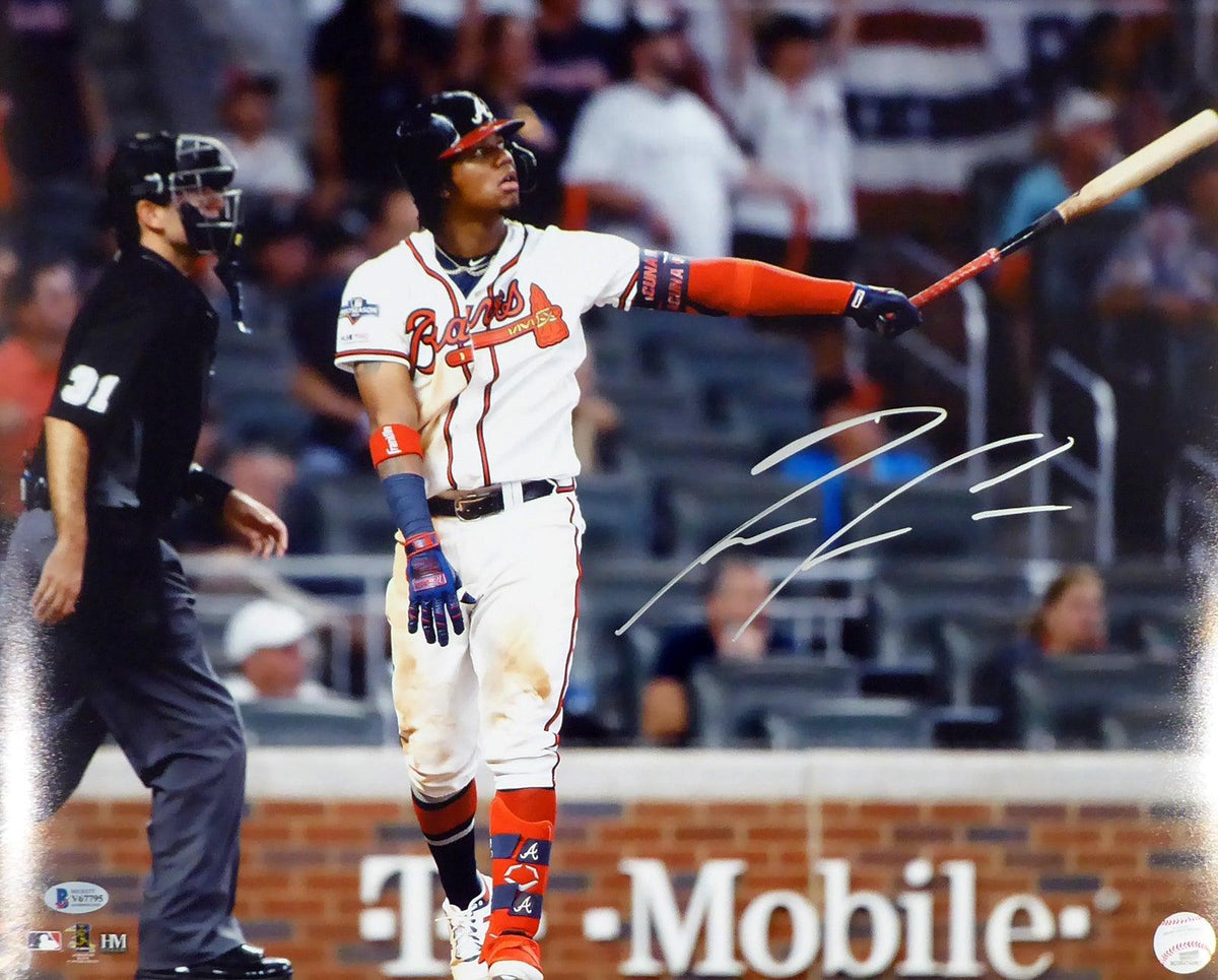 Ronald Acuna Jr. Autographed 16X20 Photo Atlanta Braves Beckett Bas Stock #181327