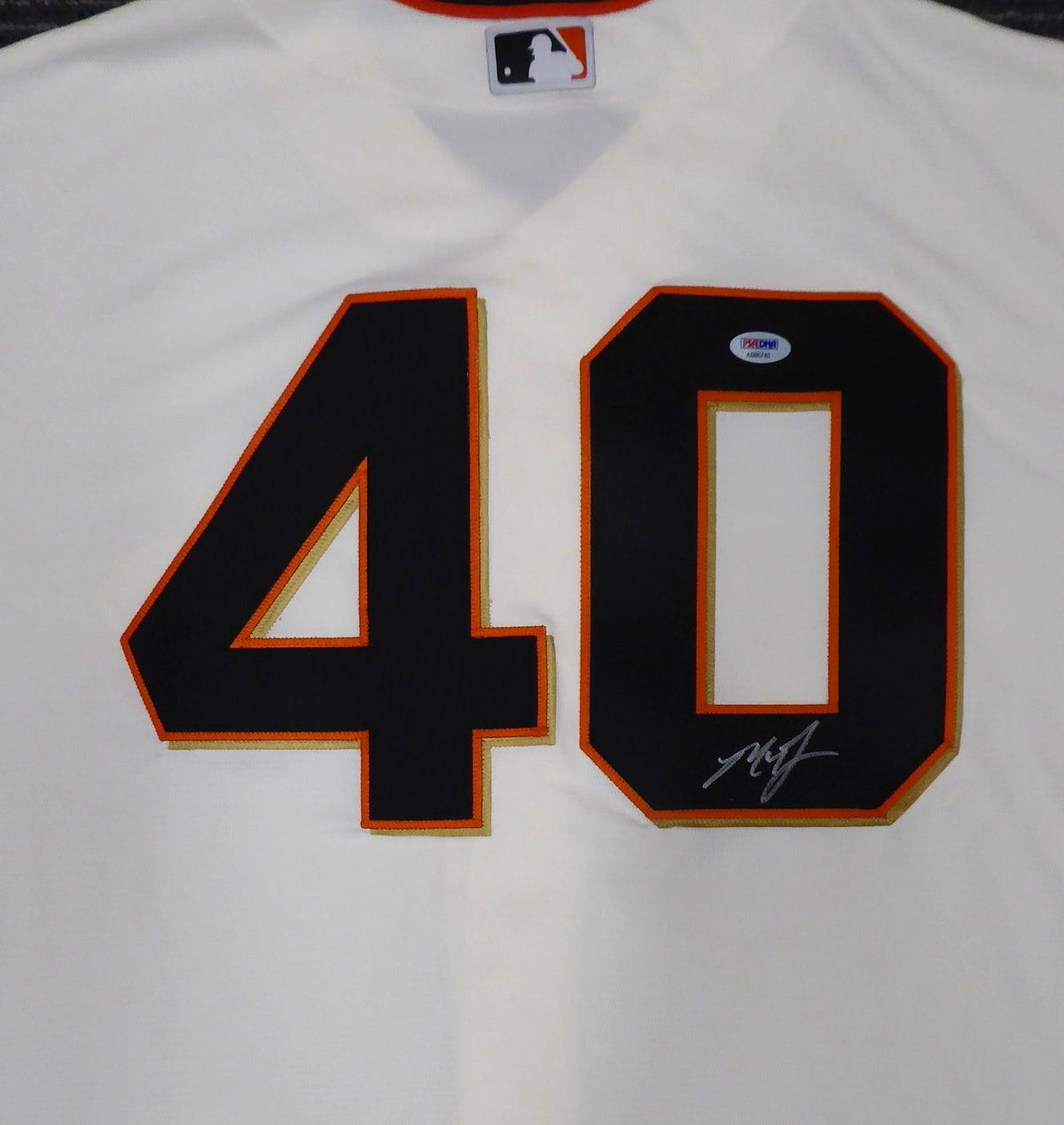 San Francisco Giants Madison Bumgarner Autographed Cream Majestic Cool Base Jersey Size Xl PSA/Dna Stock #185699