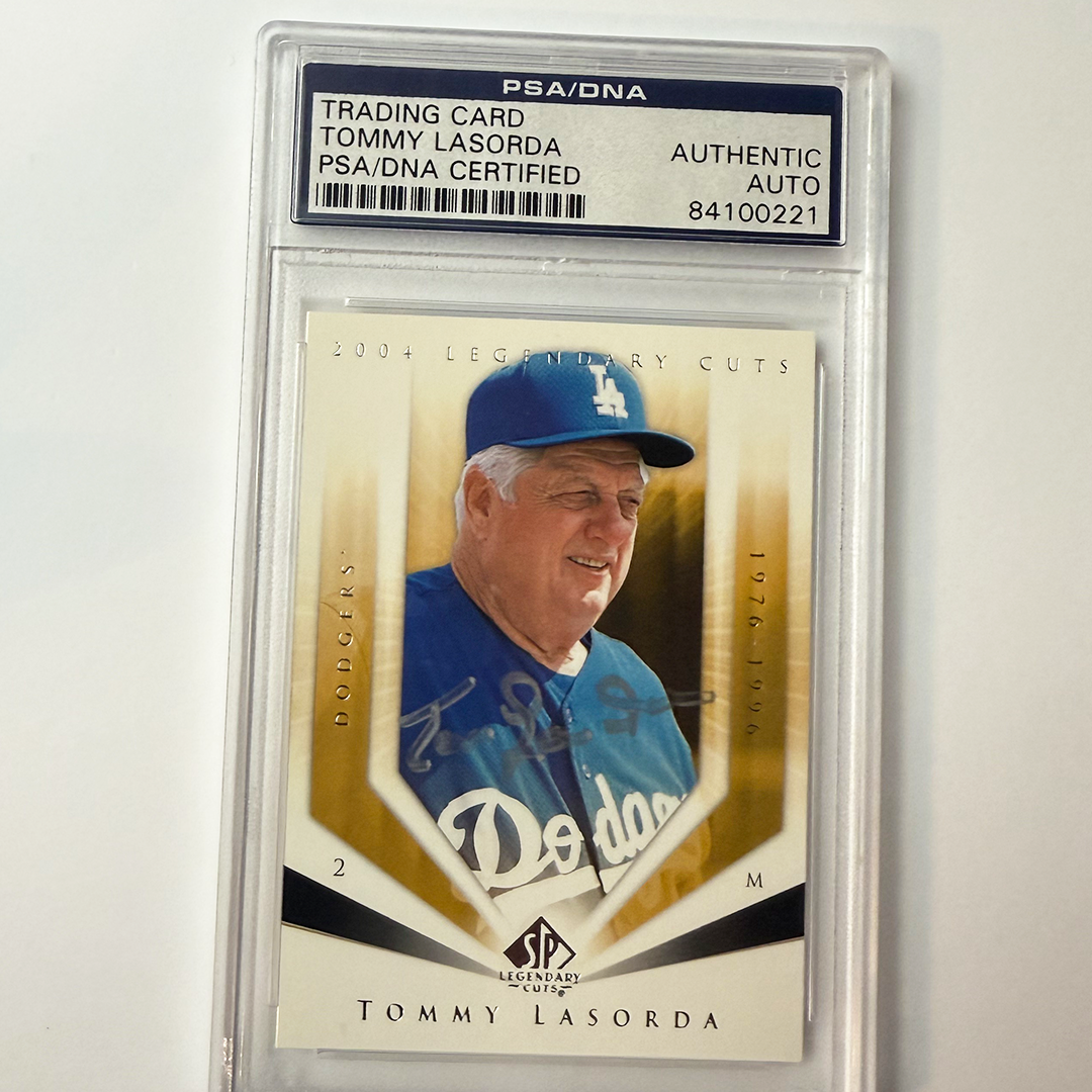 Tommy Lasorda Signed 2004 Upperdeck Sp Legendary Cuts #116 PSA Auto Autnentic
