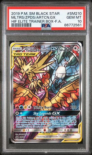 Pokémon Moltres & Zapdos & Articuno - 2019 Pokemon Black Star Promo Hidden Fates Elite Trainer Box - PSA 10
