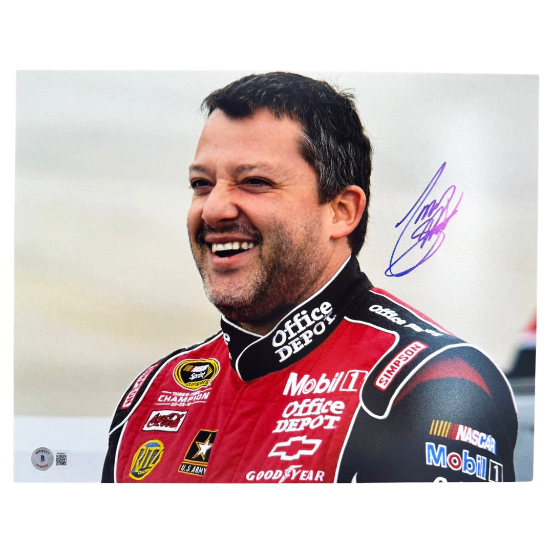 Tony Stewart Signed Pose 3 Racing 8X10 Photo (Beckett)